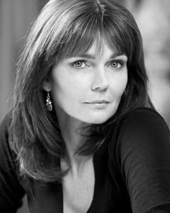 Annabel Giles